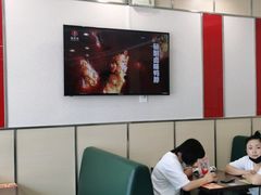大堂-李先生牛肉面大王(营口大润发店)