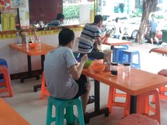 大堂-富记鱼蛋粉(西村店)