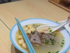 -大食代美食广场(上海中心店)