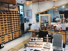 -肆兮眼镜·蔡司·徕卡战略合作店(大坪店)