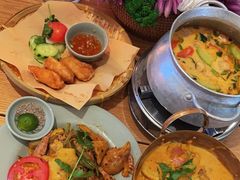 -大头虾越式风味餐厅(光明广场店)