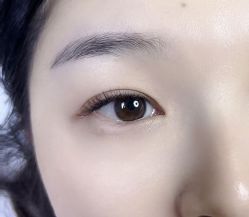 -爱美睫美甲会馆