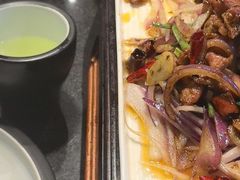 -鲁菜根·泰安菜(万达店)