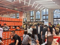 -比斯特上海购物村精品奥特莱斯
