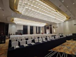 -成都世外桃源酒店-宴会厅·草坪婚礼·会议活动