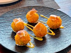 -MONICH牛排融合餐厅(和义大道购物中心店)