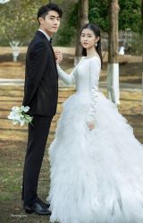 -雪中彩影婚纱摄影·微光艺术中心