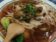 -霸蛮湖南菜·牛肉粉(荣京西街店)