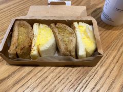 吞拿鱼三明治-星巴克臻选(长沙运达中央广场店)