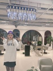-BULB STUDIO 巴柏明星发型工作室