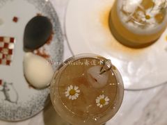 吉维尼的正午-théATRE 茶聚场(王府中環店)