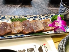 厚切牛舌-魔丼屋(日月光店)