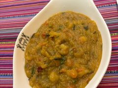 -香巴拉云南餐厅(华莱坞店)