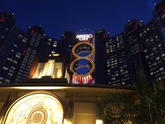 -影汇之星8字形摩天轮