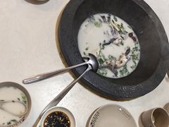 -鸯潭·云南原生态蒸汽石锅鱼(丽景蓝湾店)