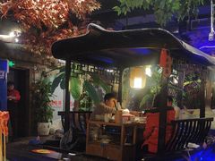 -城墙拐拐火锅(三峡广场黑金冠店)