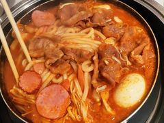 -三清洞摩西韩式年糕火锅(威高广场店)