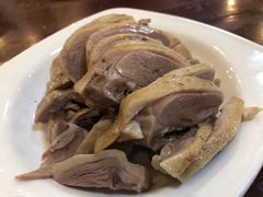 -余杨鸭鸭餐厅