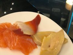 -圣丰索菲特·2 On 988 Café 自助餐厅