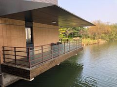 -上海怡沁园度假酒店