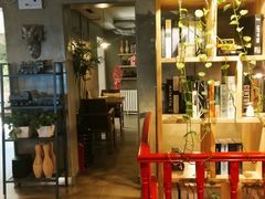 -HIGH FIVE哈福手工汉堡(桂林路店)