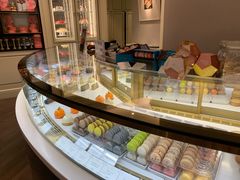 面包甜点陈列柜-PAUL LAFAYET 法式甜品(港汇广场店)
