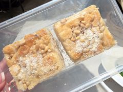 香爆嘴松子仁萨其马-喜势点·糖沙翁手工茶点·本地人茶居(永庆坊店)