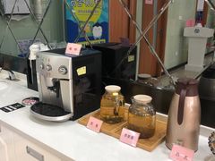 -茂菊口腔连锁(浦东南路店)