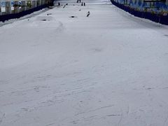 -乔波室内滑雪场