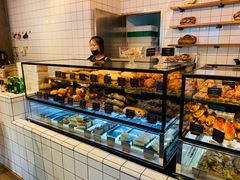 面包甜点陈列柜-81bakery(关山路店)