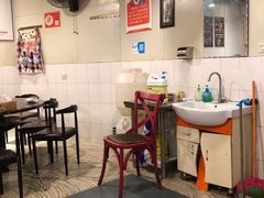 大堂-鸿顺老铁锅美蛙鱼府(解放碑店)