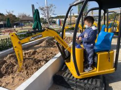 -季高兔窝窝亲子园(上海薰衣草公园店)