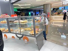 面包甜点陈列柜-面包新语(吾悦国际广场店)