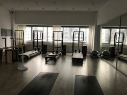 -无界瑜伽普拉提