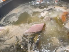 -景明轩•养生酸汤鱼火锅 云贵鲜菌 现舂野果酸汤(王寨小区店)