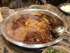 -肖肖酸萝卜鱼火锅(总店)