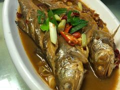 酱油水黄花鱼-鑫悦楼煎蟹·16年海鲜大排档