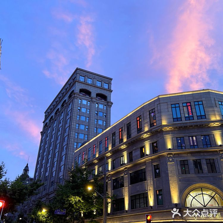 外滩漫步 呛头家云南民族菜