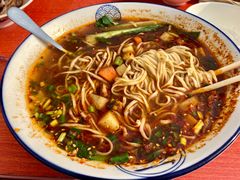 酸汤臊子面-大嘻咹biangbiang面(历史博物馆店)
