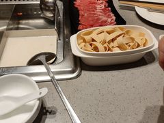 -海底捞火锅(曹安公路店)