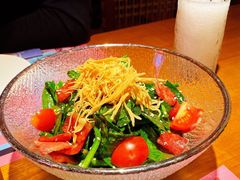 再来一份菠菜培根色拉-有喜屋·深夜食堂(北京西路店)
