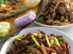 -丹水桥地锅鱼·翘嘴鲌·地方特色全鱼宴(丹江口大坝店)