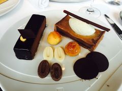 -AZUR聚(香格里拉饭店)