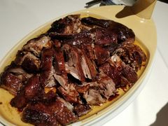 -八府香鸭·啫啫煲(华山路店)