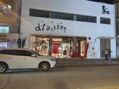 -溪岸路花鸟市场