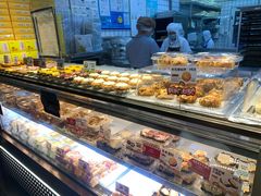 -鲍师傅糕点(江苏路店)