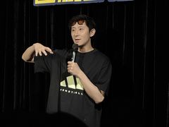 -喜剧部落脱口秀(三里屯工体店)