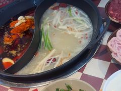 -赵美丽·重庆社区火锅·直营店(火车东站·中豪国际店)