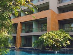 -三亚湾海居铂尔曼度假酒店