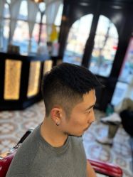 -豪帅男士理容馆